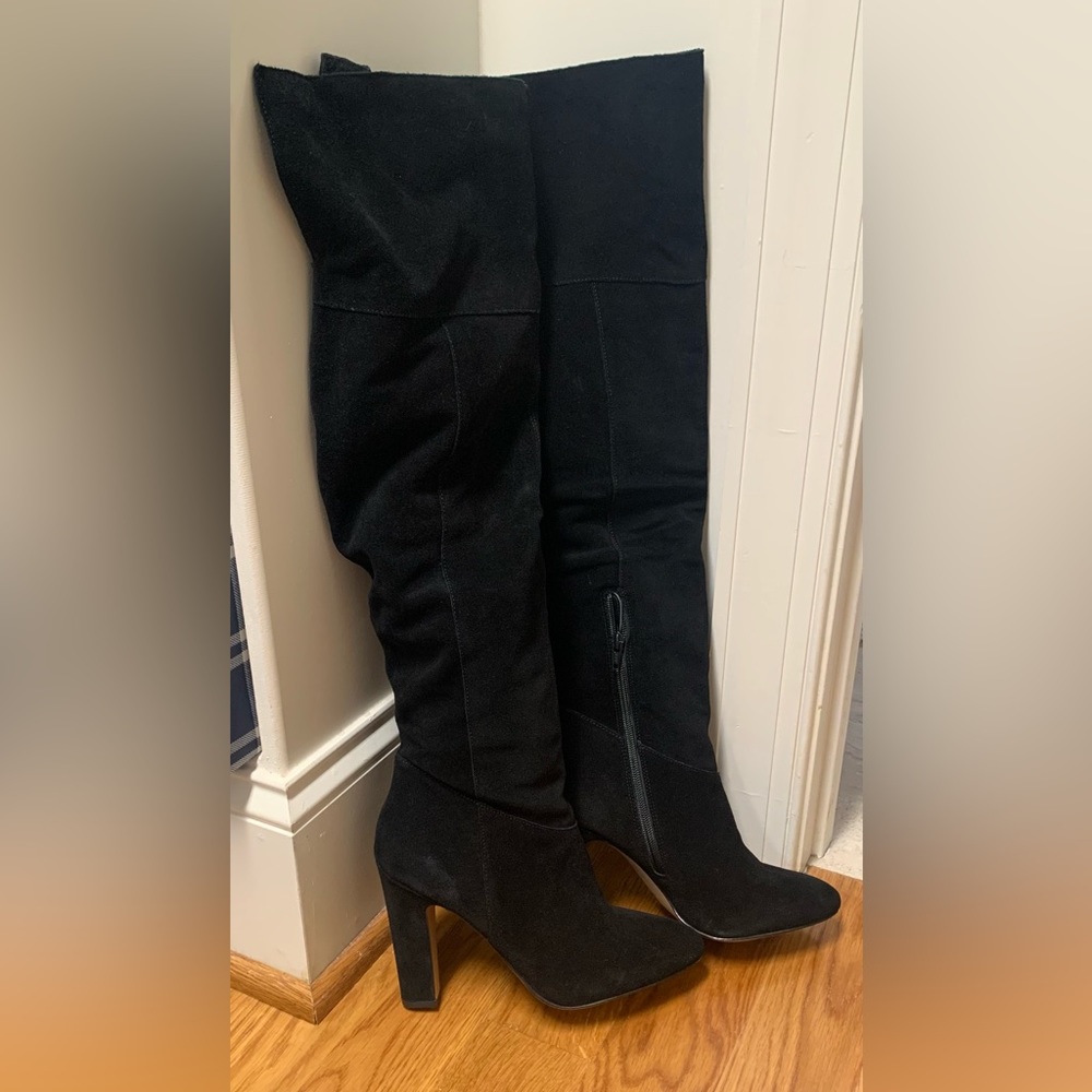 Suede boots - Picture 5 of 9